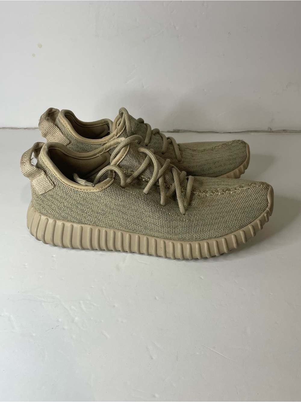 Adidas Yeezy Boost 350 V2 Oxford Tan sneakers - Picture 6 of 8